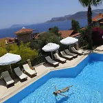 Amphora Otel Kaş