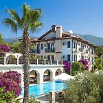Amphora Otel 5*