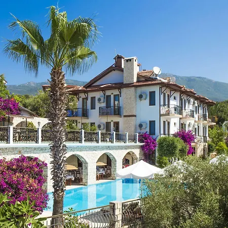 Amphora Hotel 5*